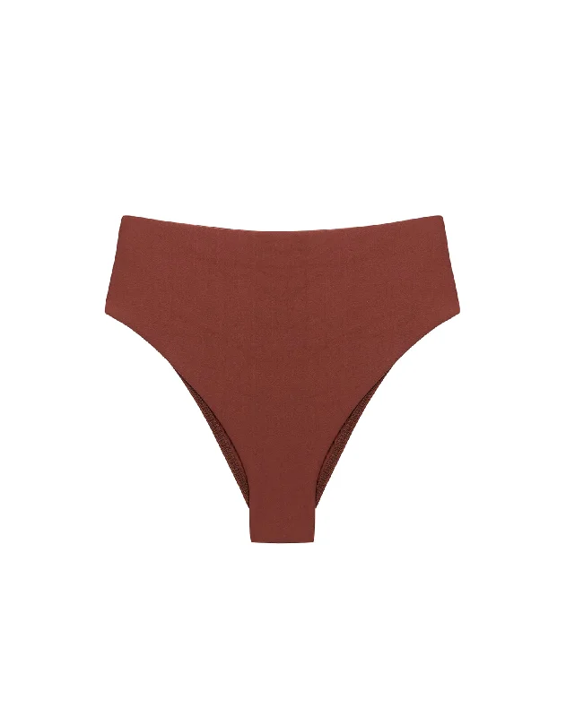 High - waisted women swimwear for a retro and flattering lookBela Hot Pant Bottom - Nutshell