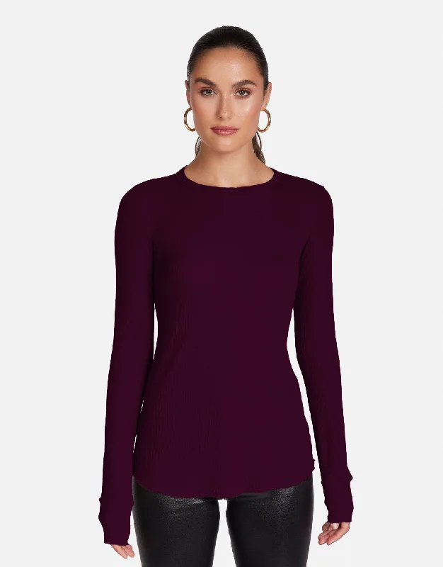 Turtleneck Women Long Sleeve Top for Cold Winter DaysAlick Deep Merlot