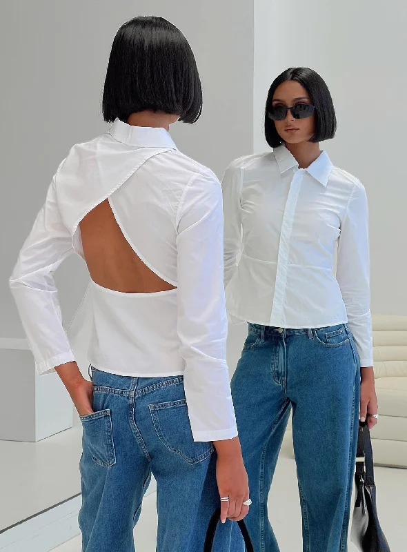 Cropped Women Long Sleeve Top to Pair with High - Waisted BottomsThe Baddest Top White