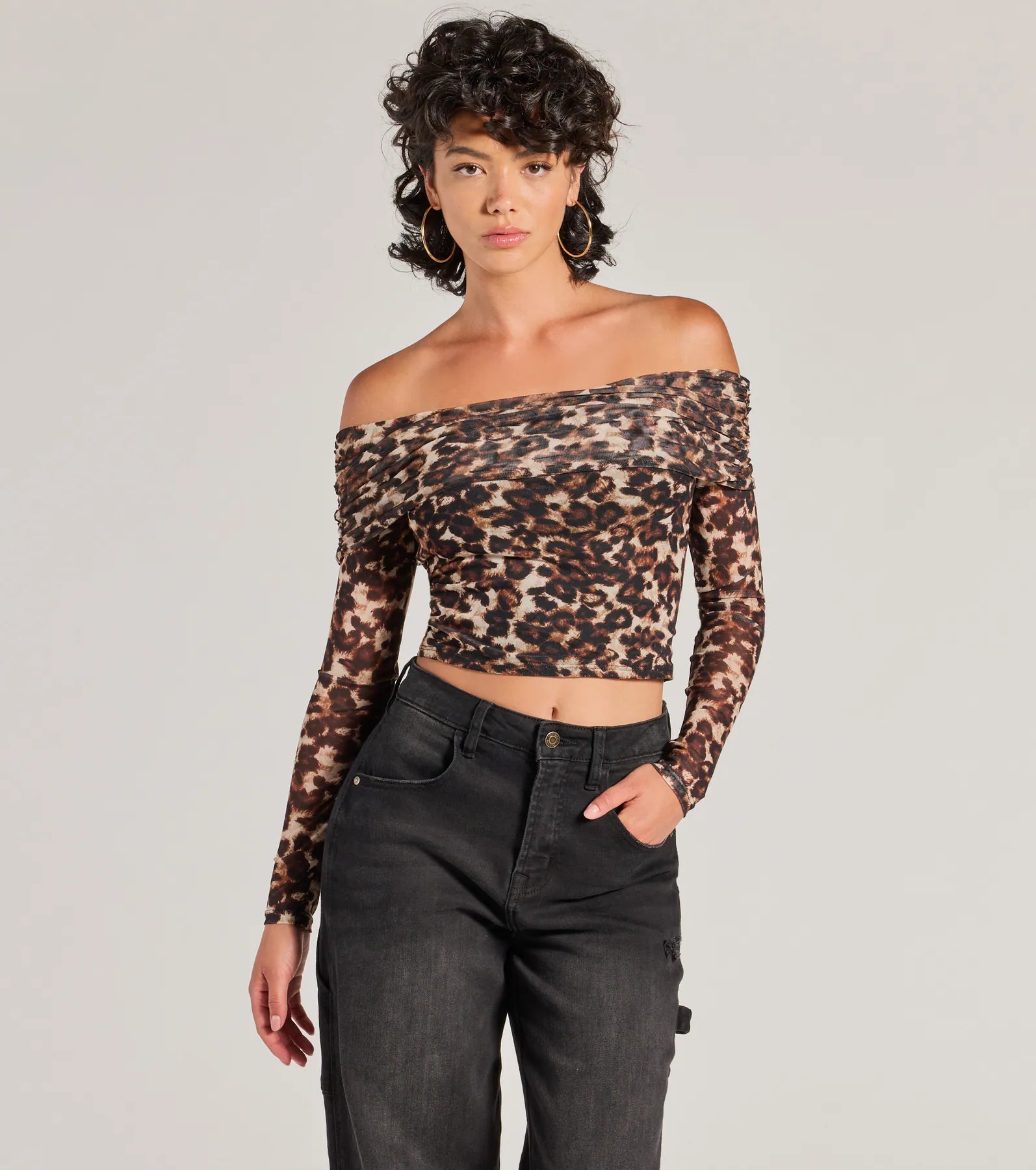 Lace - Trimmed Women Long Sleeve Top for an Elegant LookTrendy Chic Leopard Print Mesh Off-The-Shoulder Top