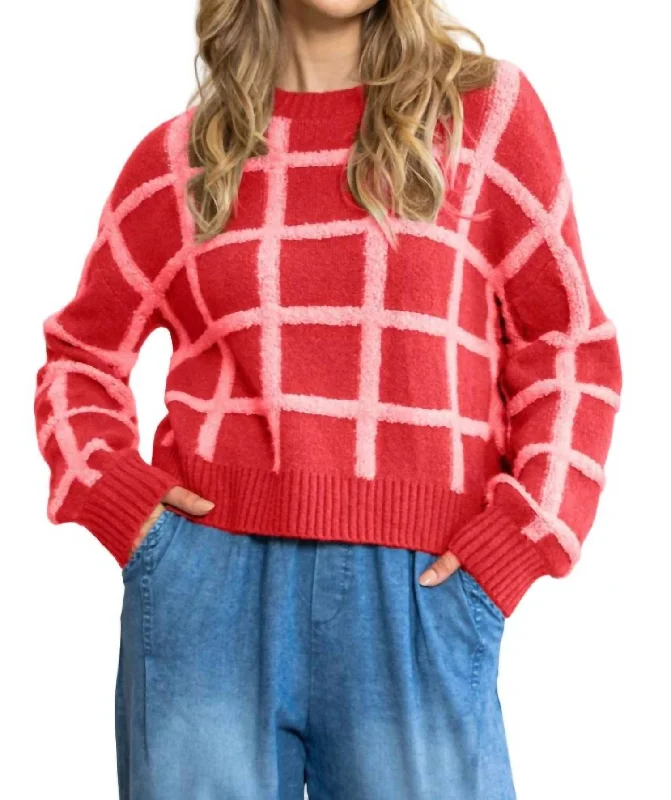 Oversized Women Sweater for a Cozy and Fashionable LookHolli Curvy Sweater In Red