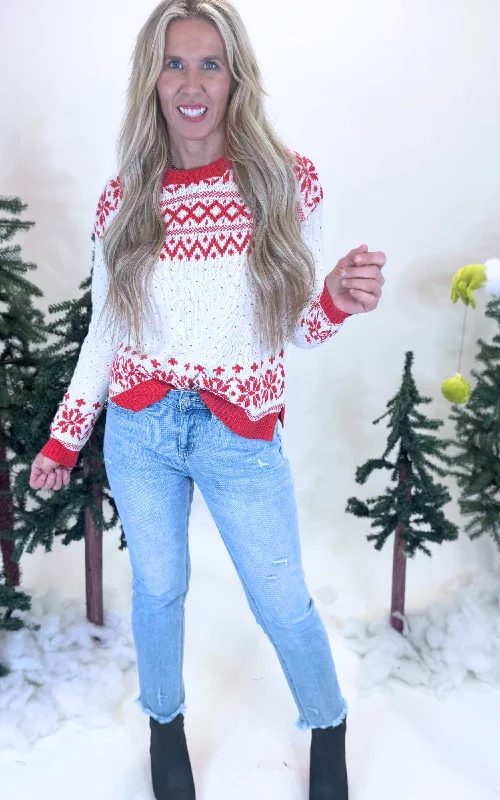 Mock - Neck Women Sweater for a Modern TwistRed Christmas Sweater