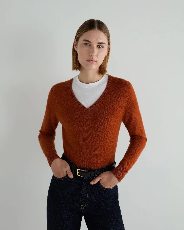 Lightweight Women Sweater for Spring and FallWomen's Phoebe V Neck Cashmere Sweater Rust Orange