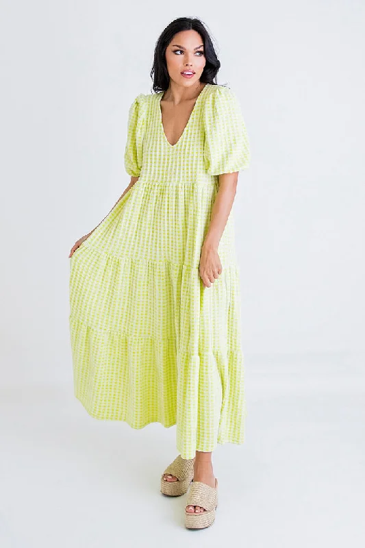 Sleeveless Women Dress in Bright Colors for Summer PartiesCheck Plaid Puff Sleeve Maxi Dress