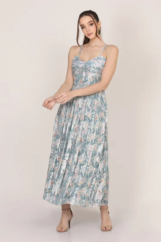 Halter Neck Women Dress to Show Off the Shoulders and NecklineNelex Metallic Printed Midi Dress in Blue