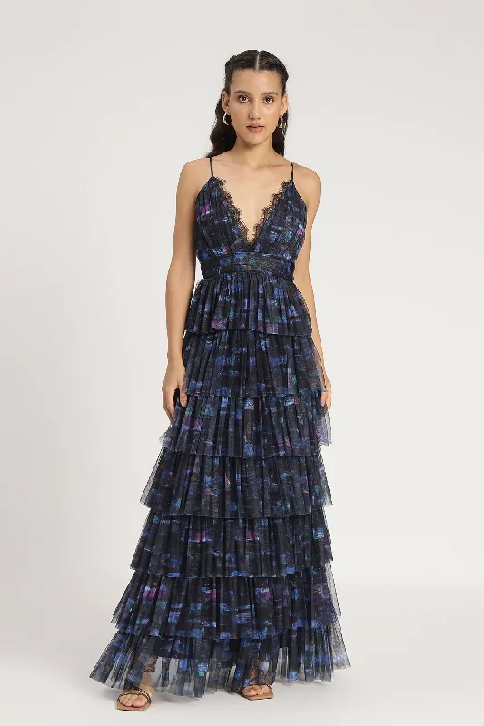 Little Black Women Dress with Sequins for a Glamorous Night OutOakley Maxi Dress in Blue Print