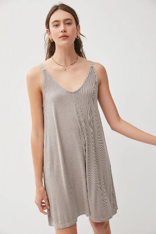 Shift Women Dress with a Simple and Classic Design for Everyday WearSALE | Ribbed V-Neck Dress