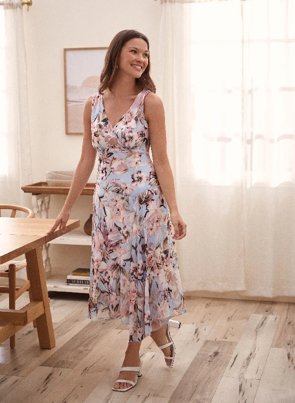 Backless Women Dress for a Sexy and Alluring Look at Evening EventsFloral Print Chiffon Dress