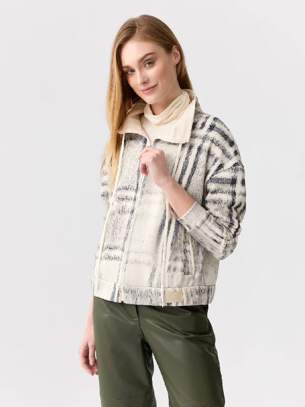 oversized women cardigan for a trendy and cozy lookCasual Cardigan