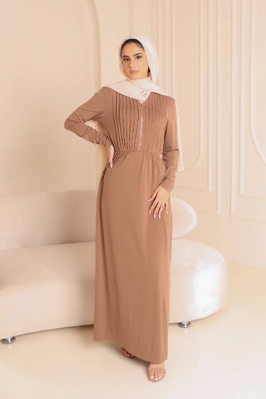 ribbed women cardigan with a classic textureTan Pleated Spandex Maxi Dress