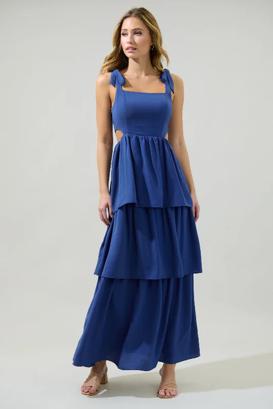 Halter Neck Women Dress to Show Off the Shoulders and NecklineCarmen Alvera Tiered Maxi Dress