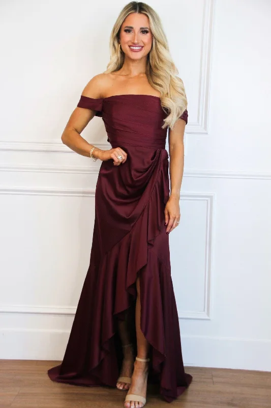 Strapless Women Dress with a Built - in Bra for Comfort and SupportRenna Off Shoulder Satin Ruffle Maxi Dress: Wine