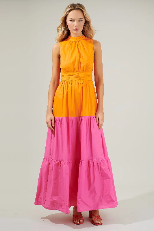 Shift Women Dress with a Simple and Classic Design for Everyday WearRiley Halter Maxi Dress