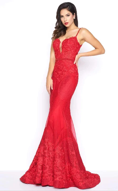 Halter Neck Women Dress to Show Off the Shoulders and NecklineMac Duggal 79082CL Dress