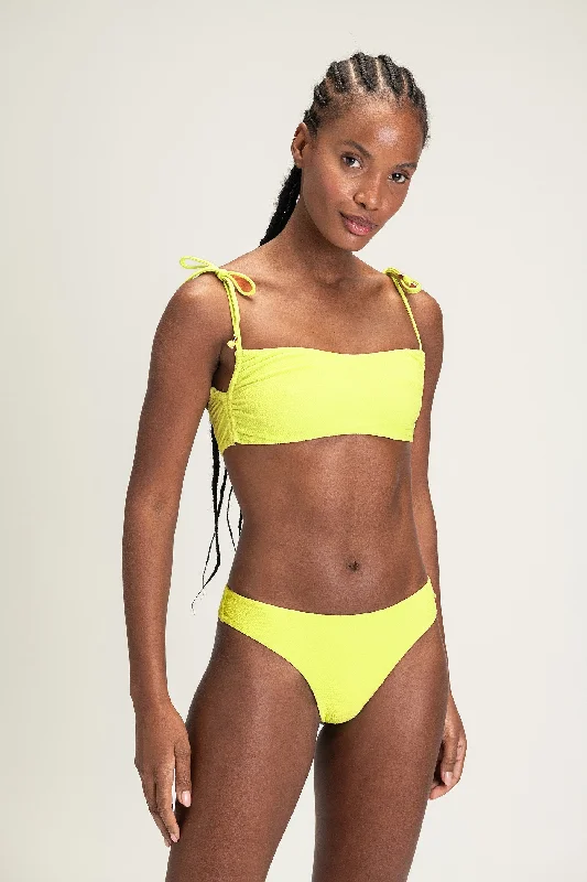 Striped women swimwear with a classic pattern for a timeless beach lookSummertime Bandeau Top